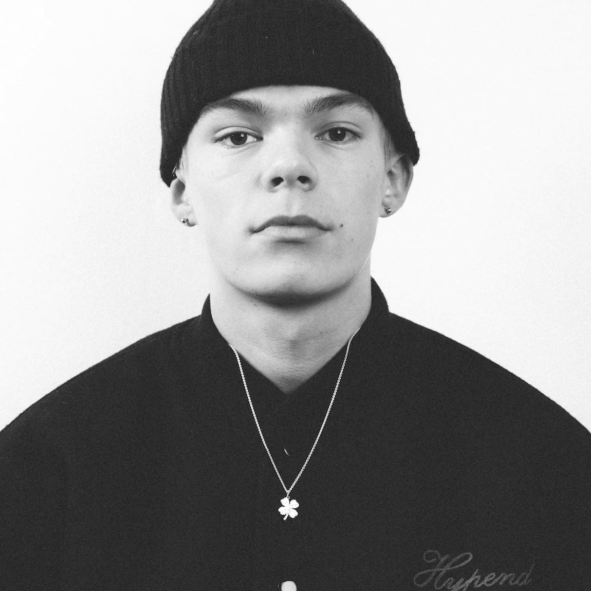 AIDA Impact x Hypend LUCKY CLOVER NECKLACE, Silver