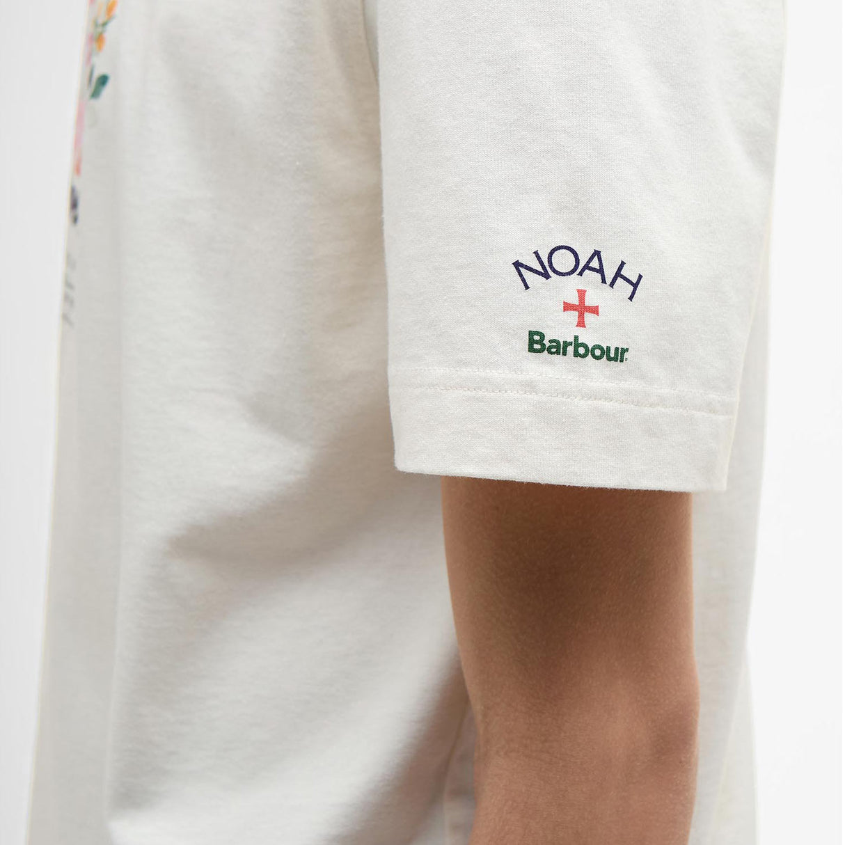 Barbour X Noah FLORAL T-SHIRT, Whisper White