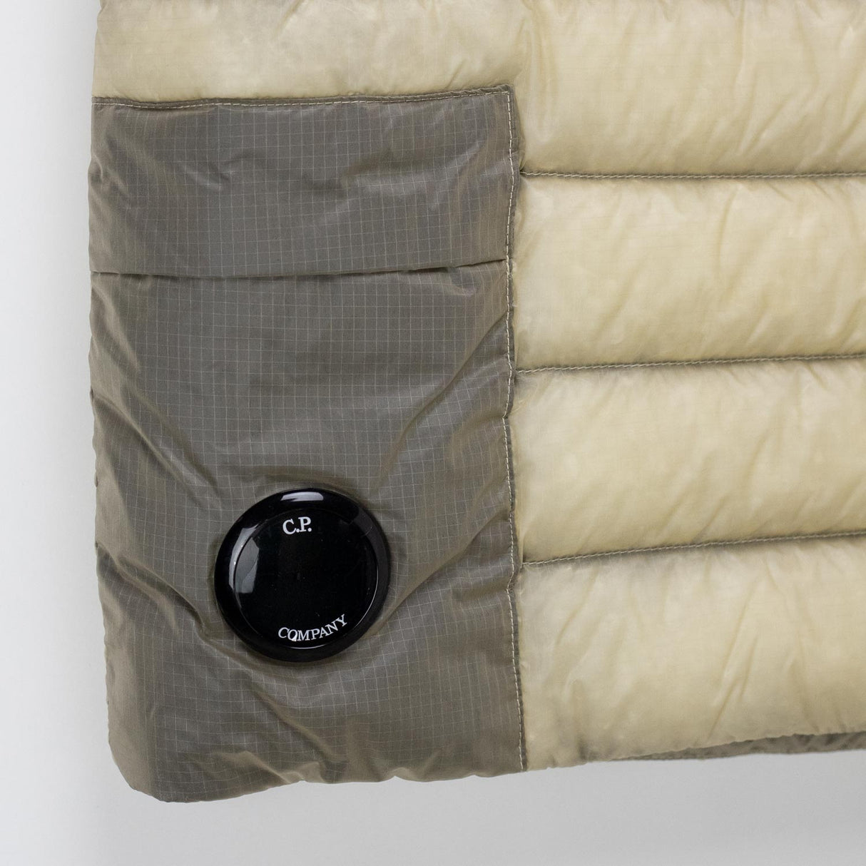 C.P. Company D.D. SHELL DOWN LENS GILET, Frozen Dew