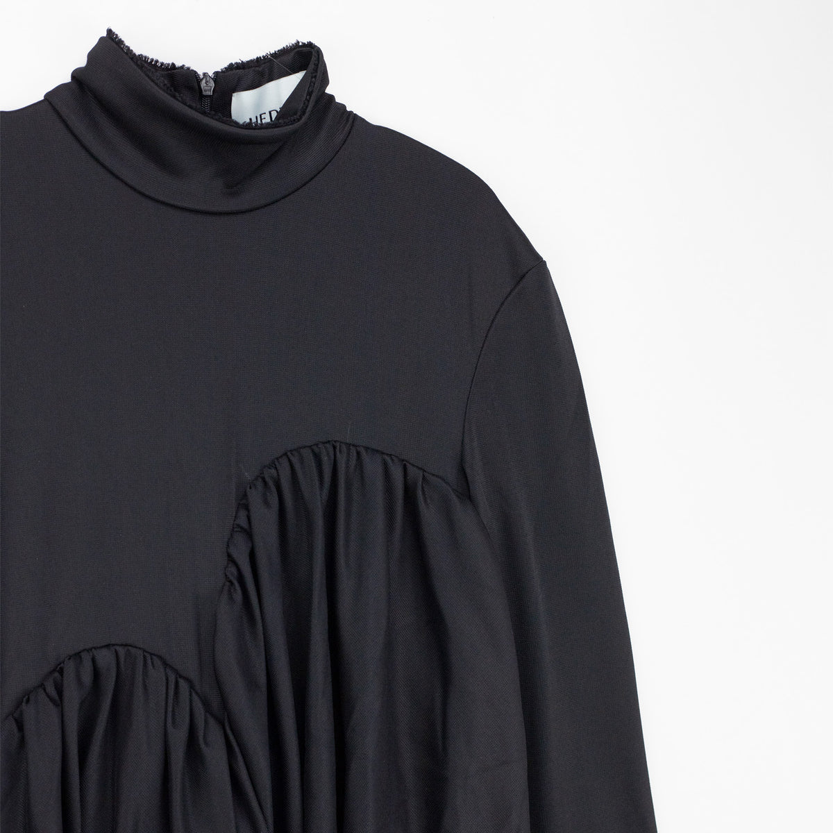 Hedvig ECLIPSE ASSYMETRIC TURTLENECK TOP, Black