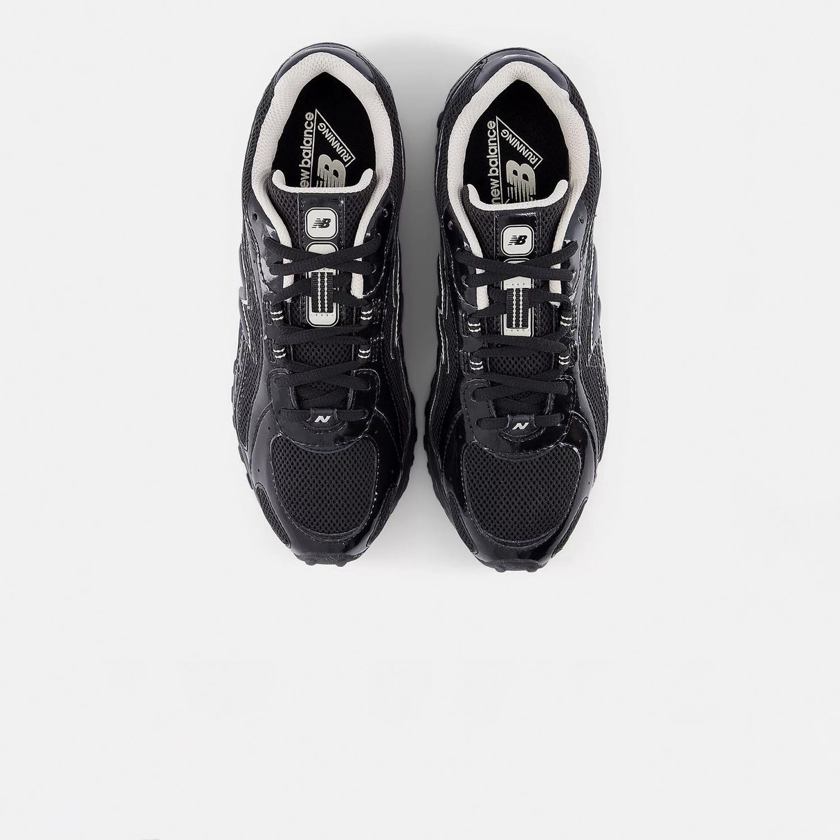 New Balance U204LMRA, Black/Timberwolf