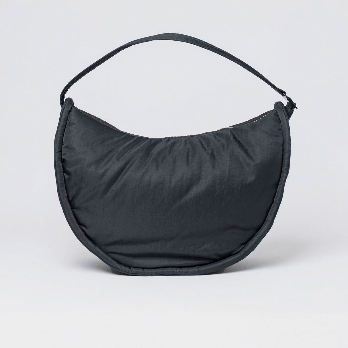 Sandqvist CURVE CROSSBODY ROUND L, Black