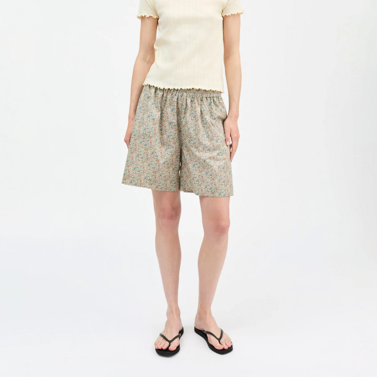 Skall Studio EDGAR SHORTS, Flower Field
