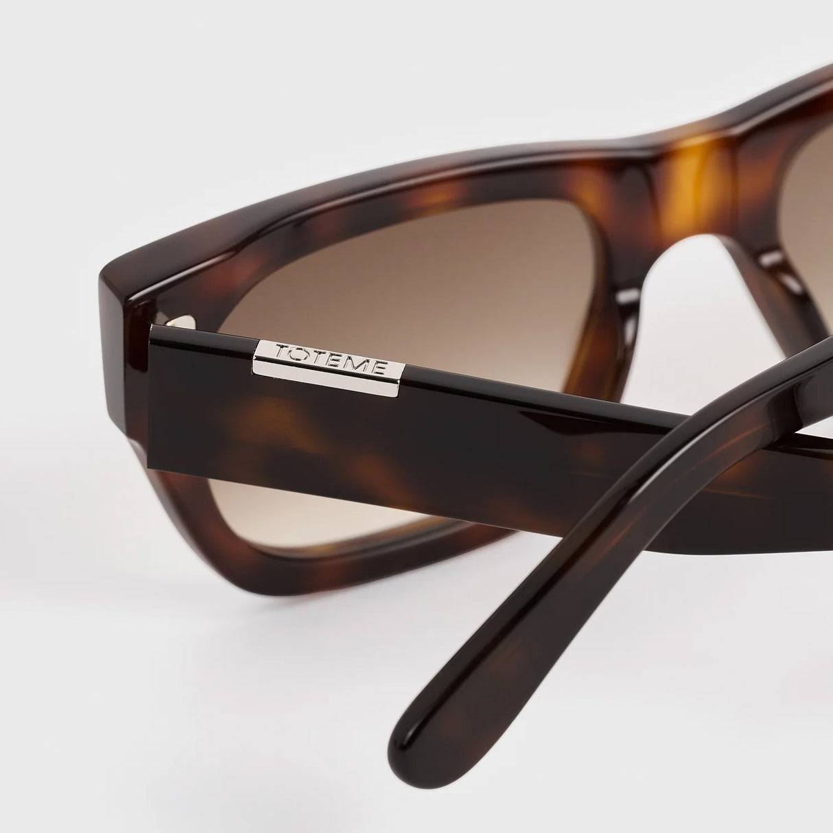 TOTEME VOYAGER SUNGLASSES, Dark Havana