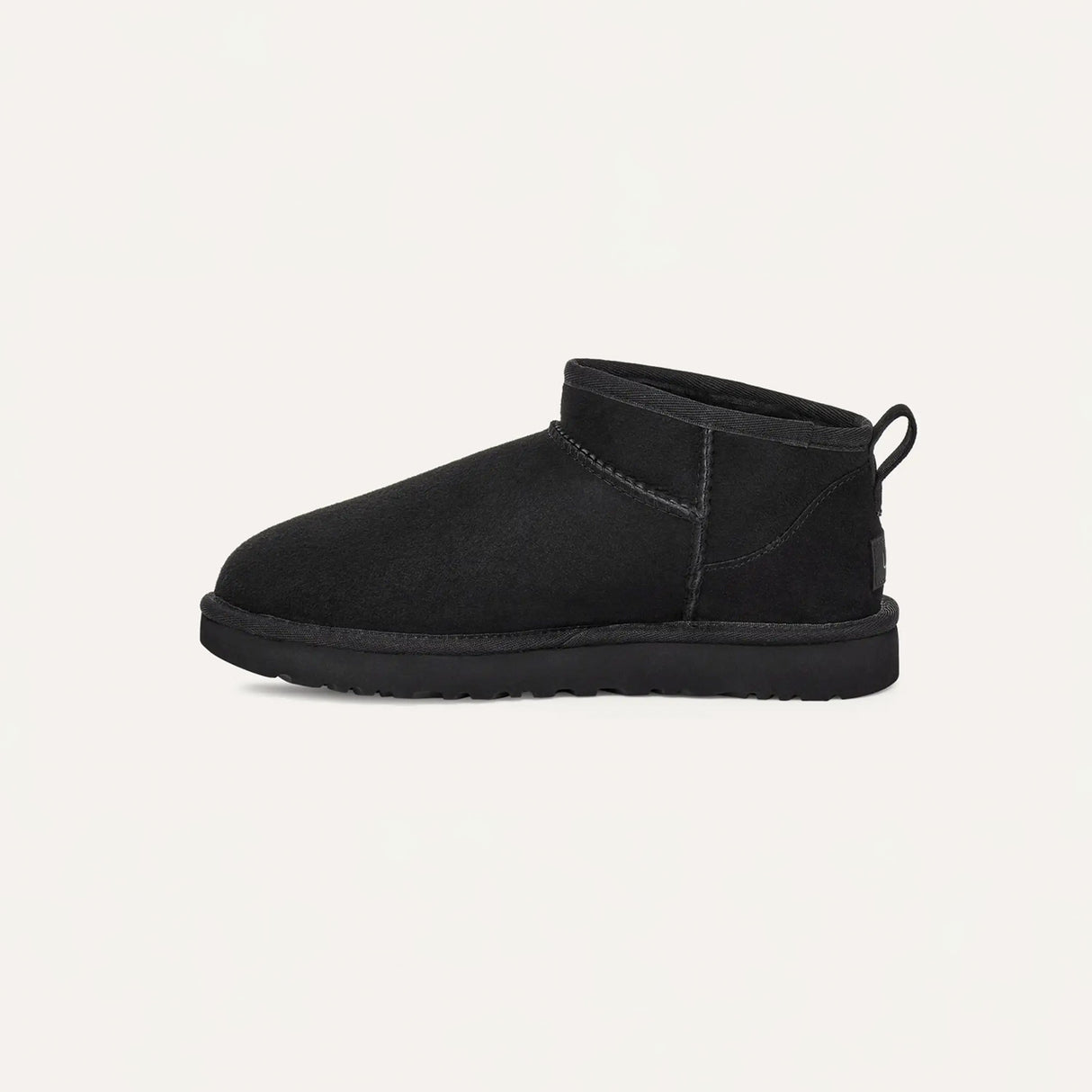 UGG W'S CLASSIC ULTRA MINI, Black