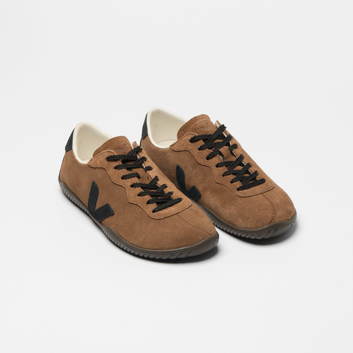 Veja JITSU SUEDE, Brown/Black/Eagle