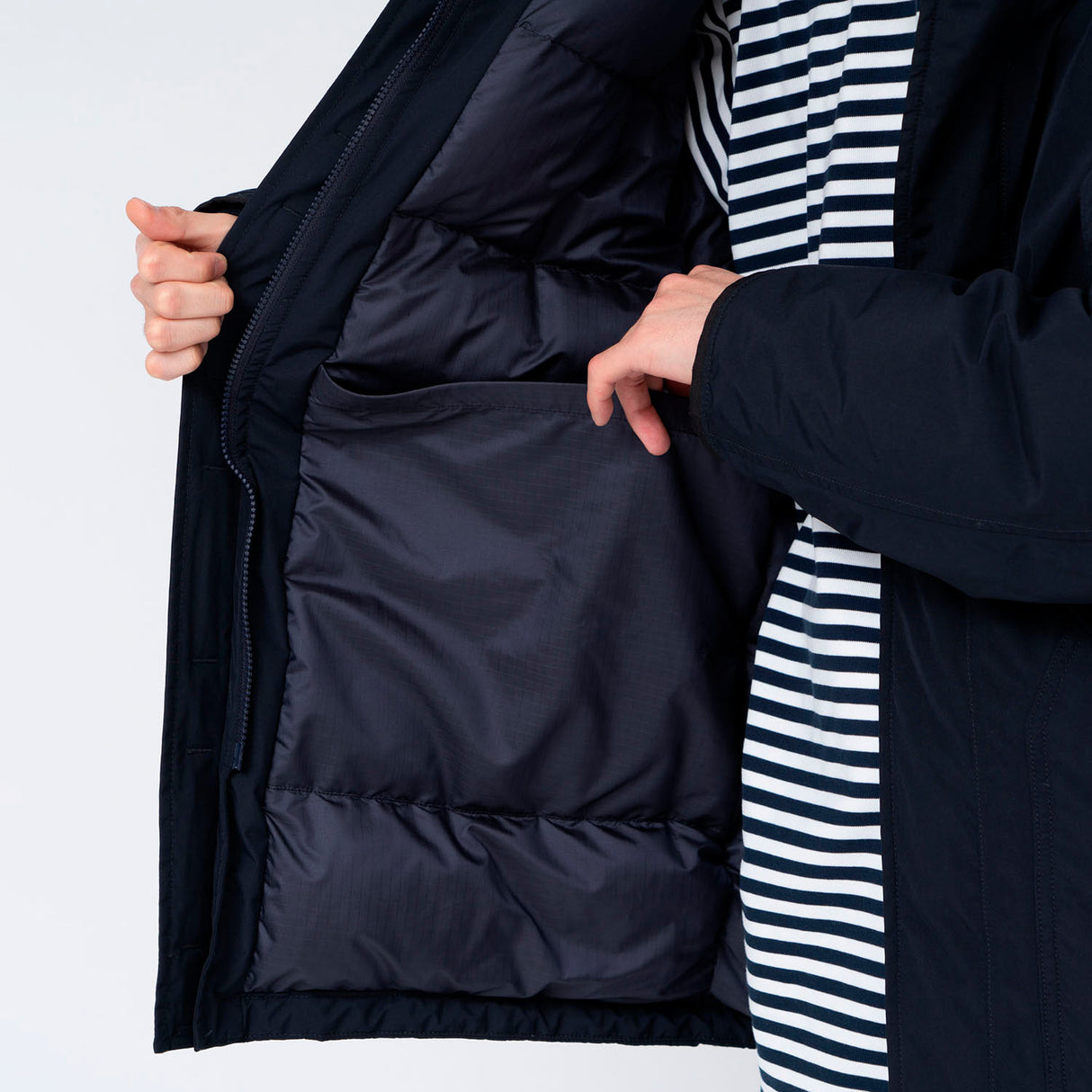 nanamica GORE-TEX DOWN COAT, Black