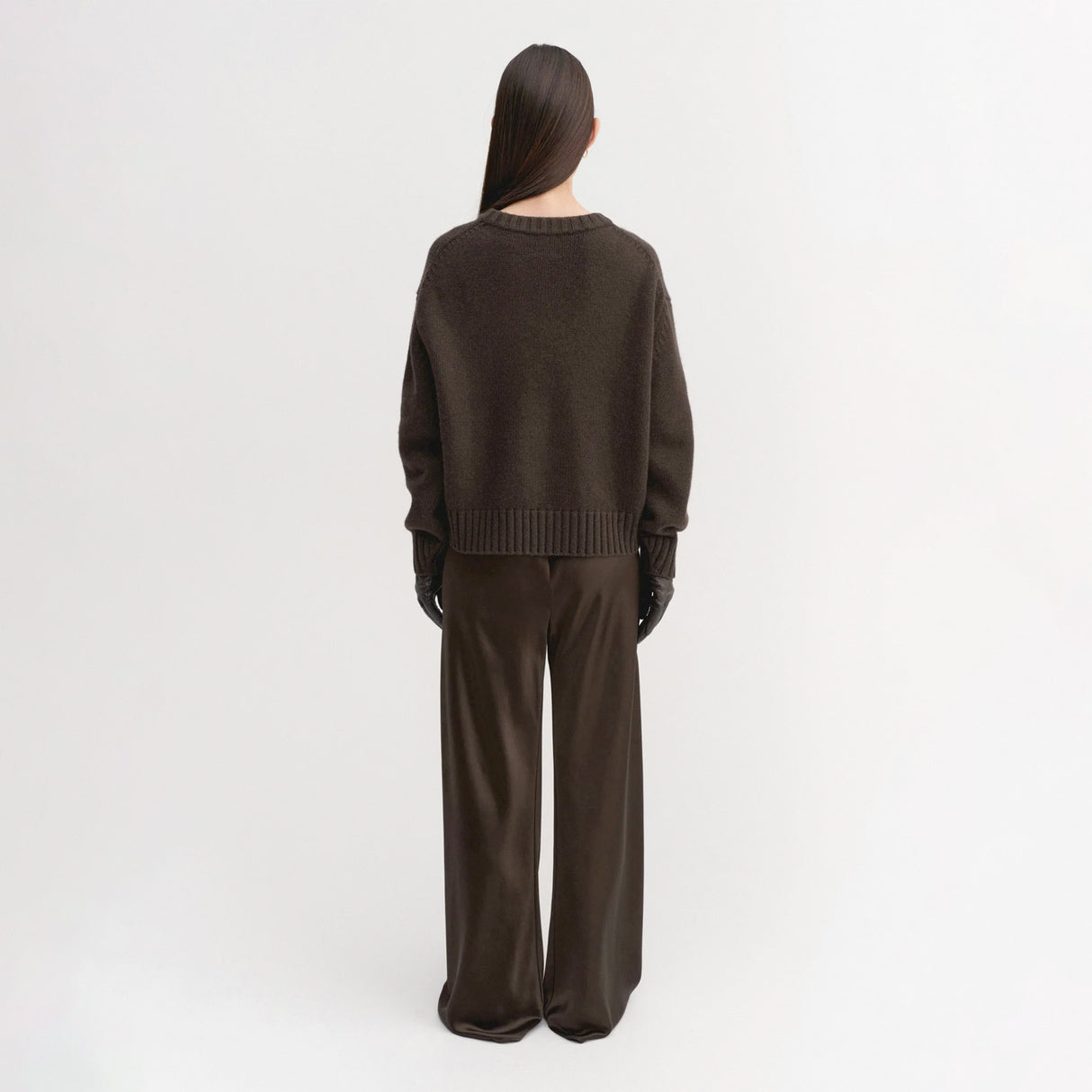 Almada Label CRU CREWNECK SWEATER, Chocolate