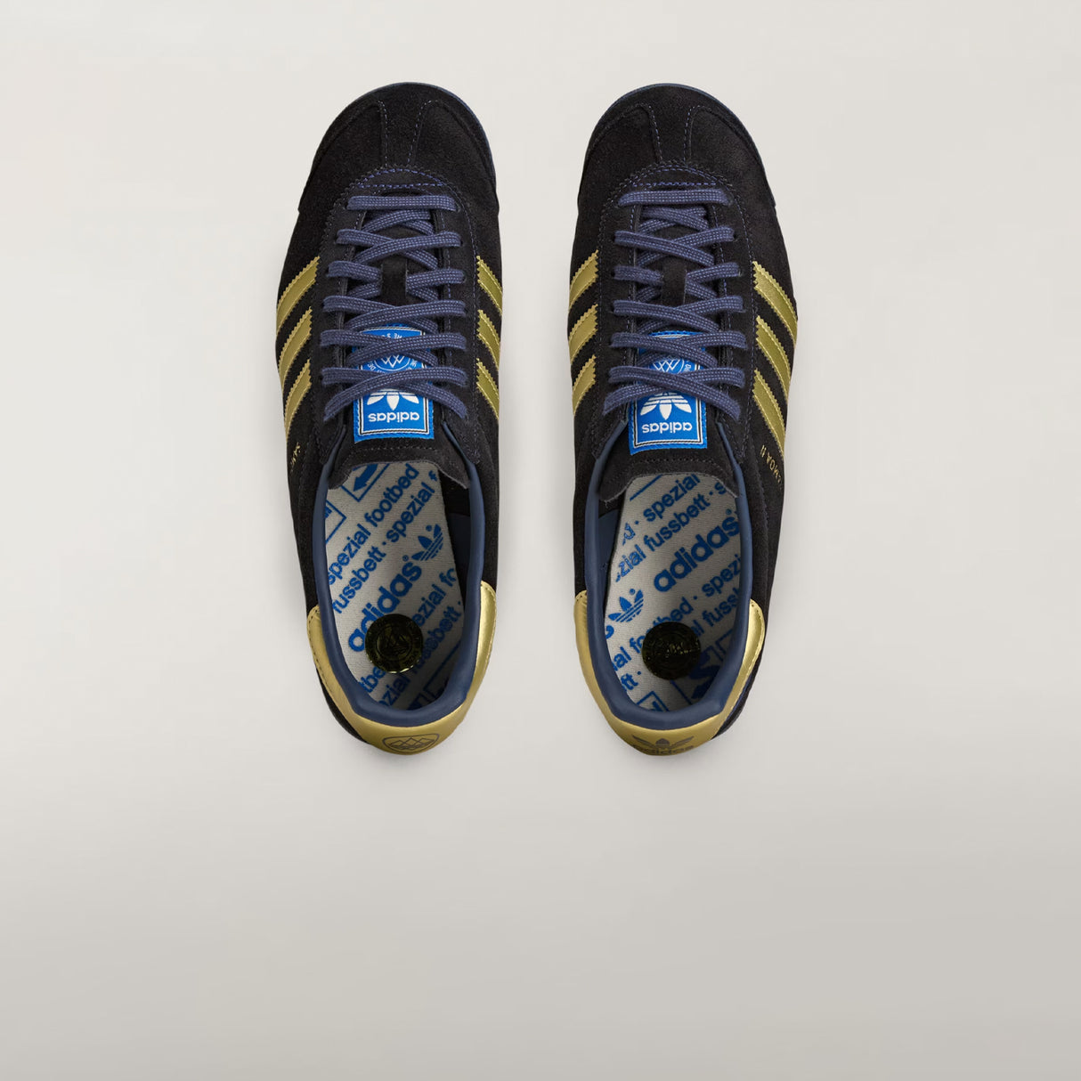 Adidas SAMOA II SPZL, Tech Indigo/Matte Gold/Night Indigo