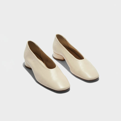 Aeyde DELIA NAPPA LEATHER, Creamy
