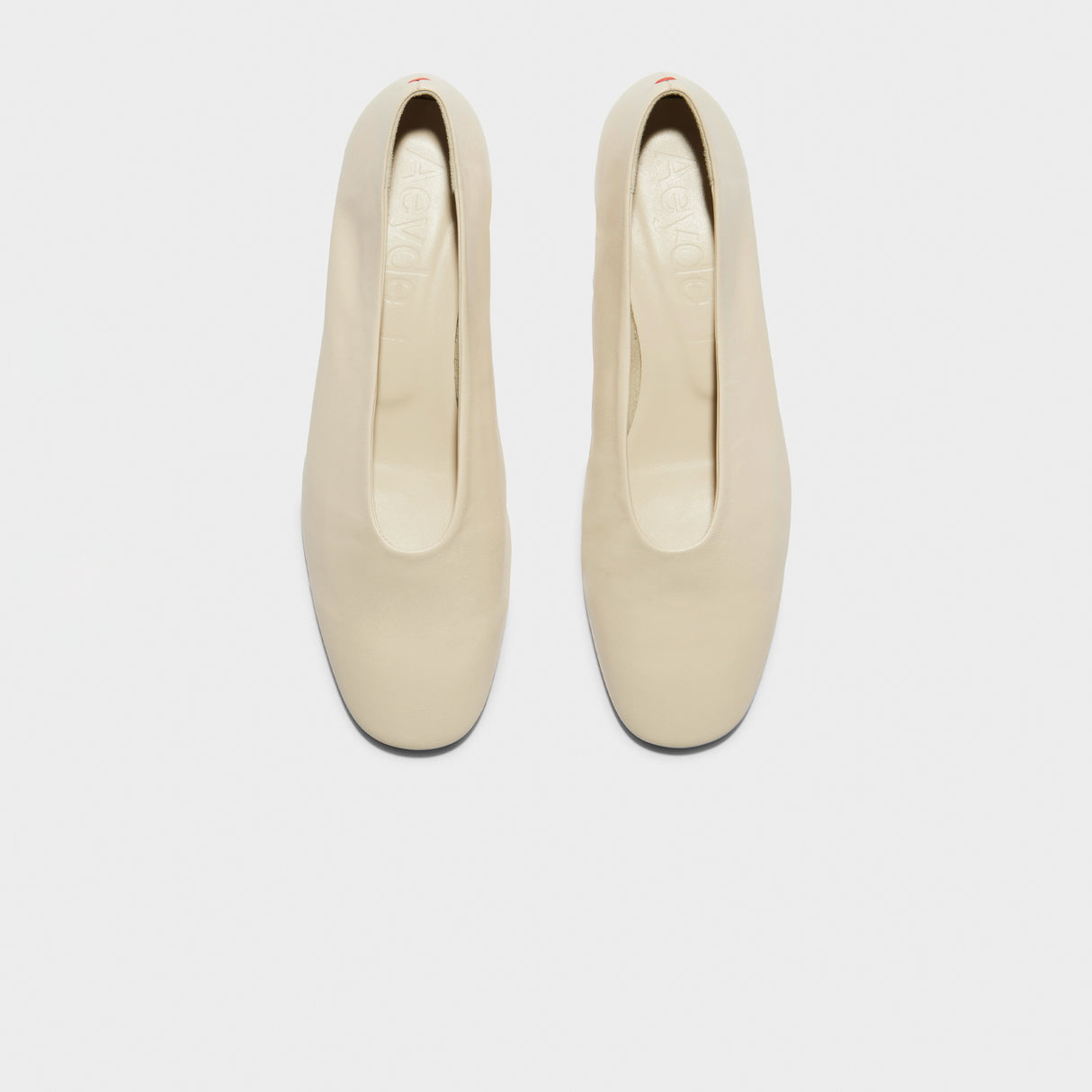 Aeyde DELIA NAPPA LEATHER, Creamy