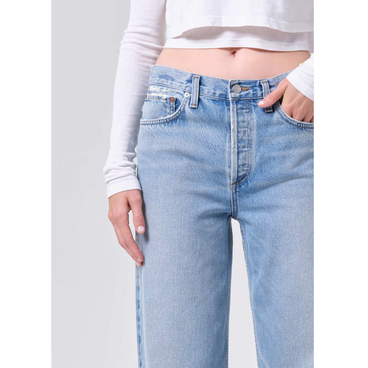 Agolde ARC JEAN 32, Orten