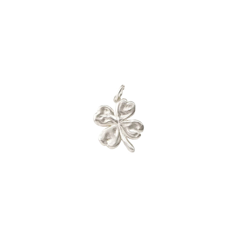 AIDA Impact x Hypend LUCKY CLOVER NECKLACE, Silver