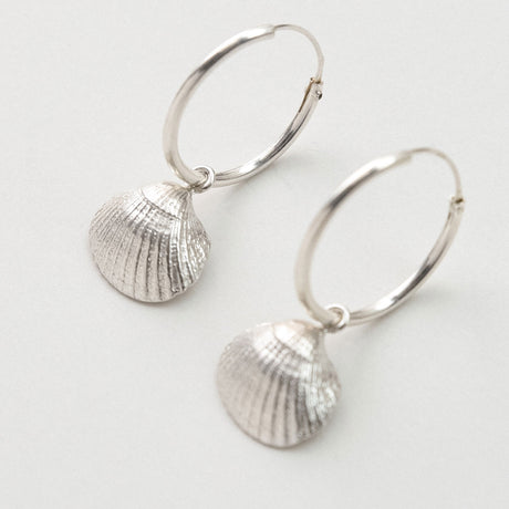 SEASHELL HOOP EARRINGS, Silver