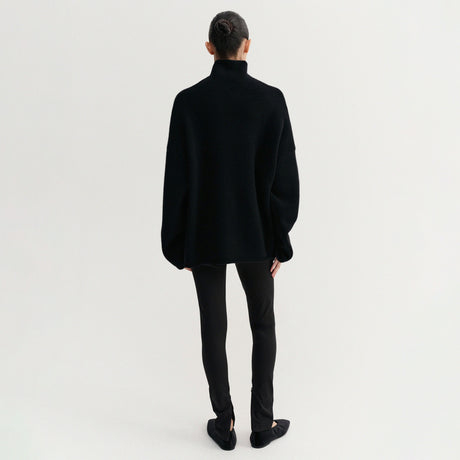 Almada Label AMIE SWEATER, Black