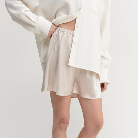 Almada Label BIM SATIN SHORTS, Pearl