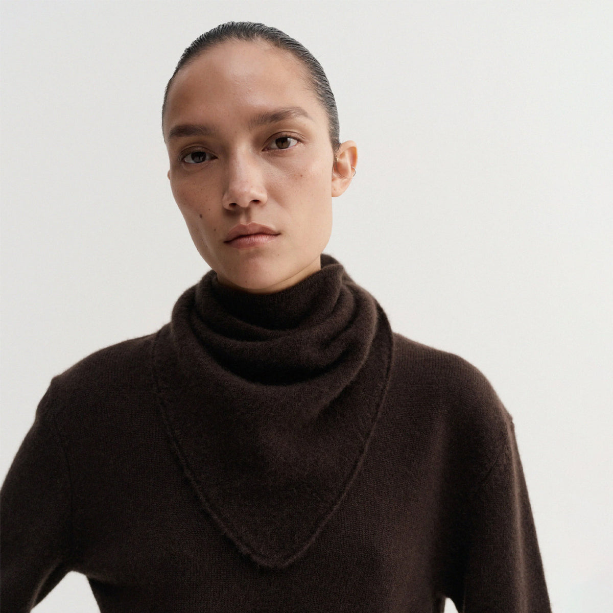 Almada Label BINI SCARF, Chocolate