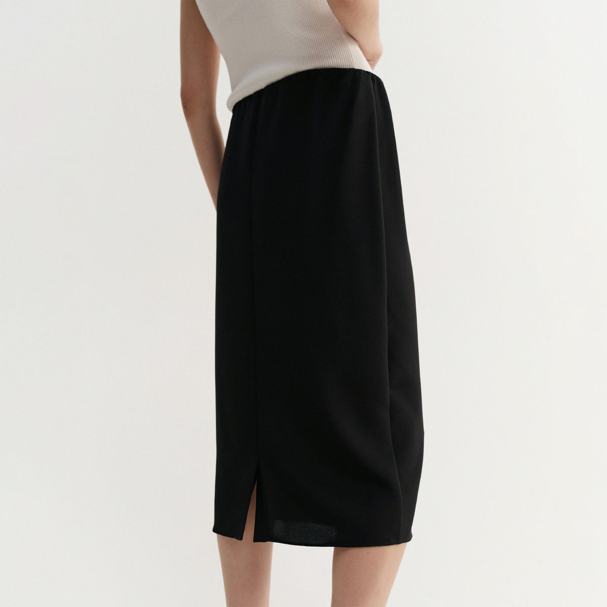 Almada Label CIA SILK SKIRT, Black