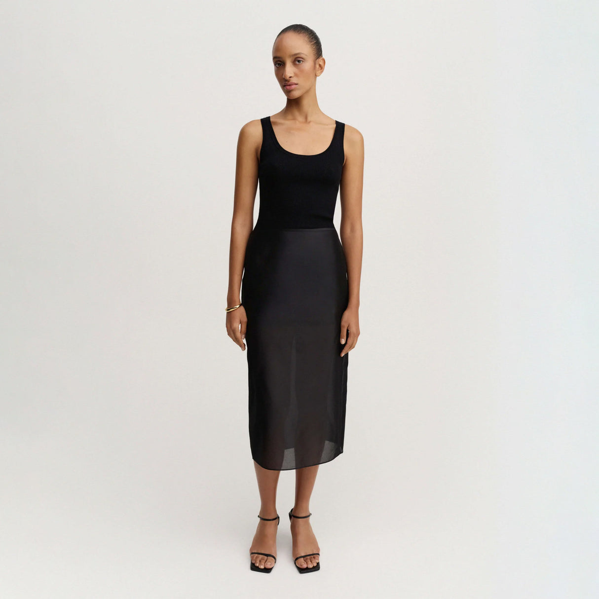 Almada Label KIANA ORGANZA SKIRT, Black