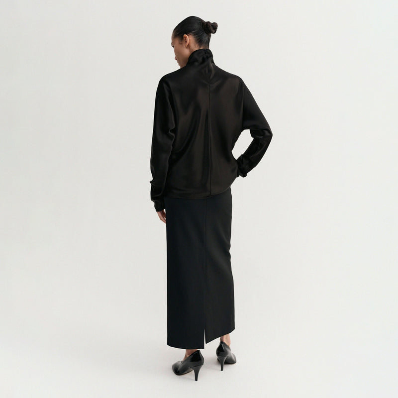 Almada Label MADDY SATIN BLOUSE, Black