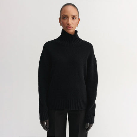 Almada Label NOLA TURTLENECK SWEATER, Black