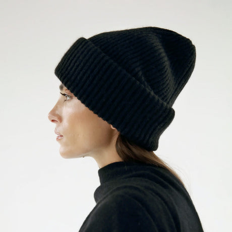Almada Label RUBY BEANIE, Black