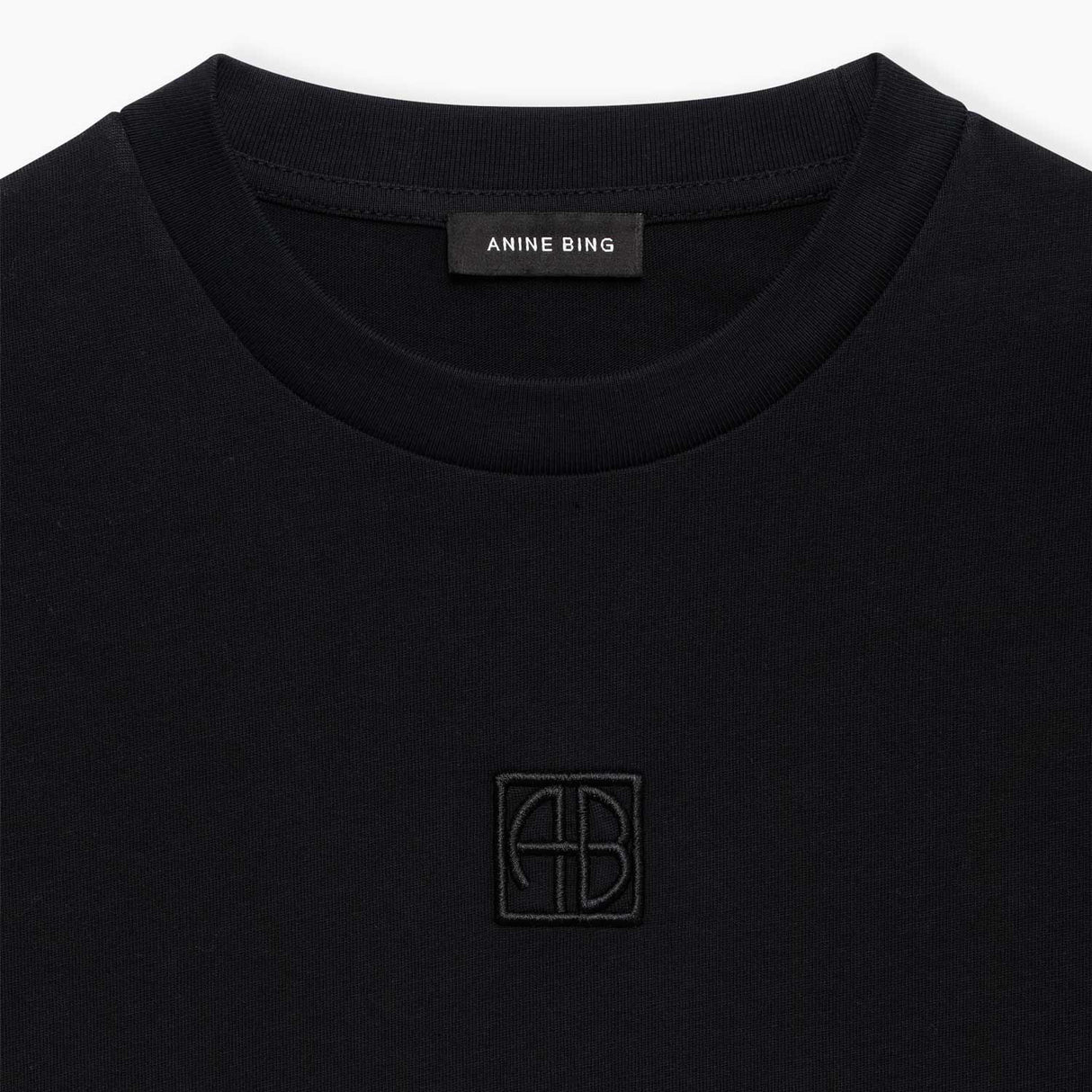 Anine Bing MYERS CROPPED T-SHIRT FRAMED MONOGRAM, Black