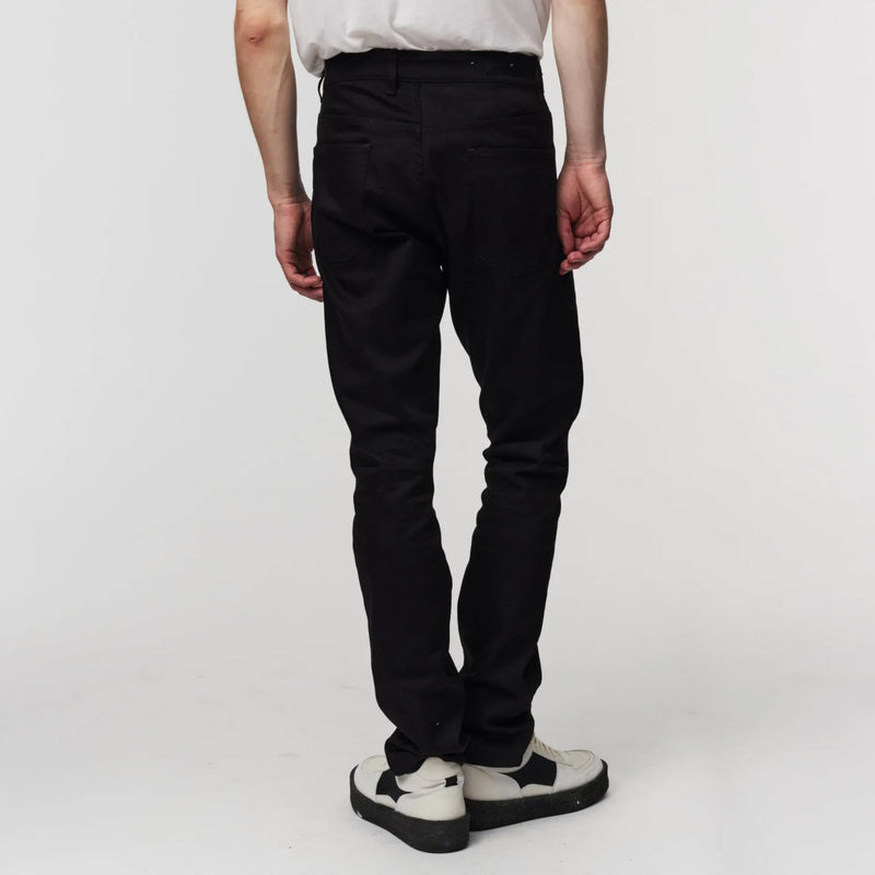 Adnym Atelier ARE 162, Black