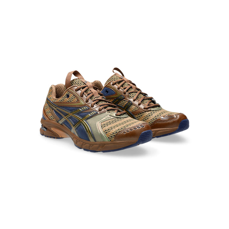 Asics UB9-S GEL-DS TRAINER 14, Desert Camp/Piquant Orange