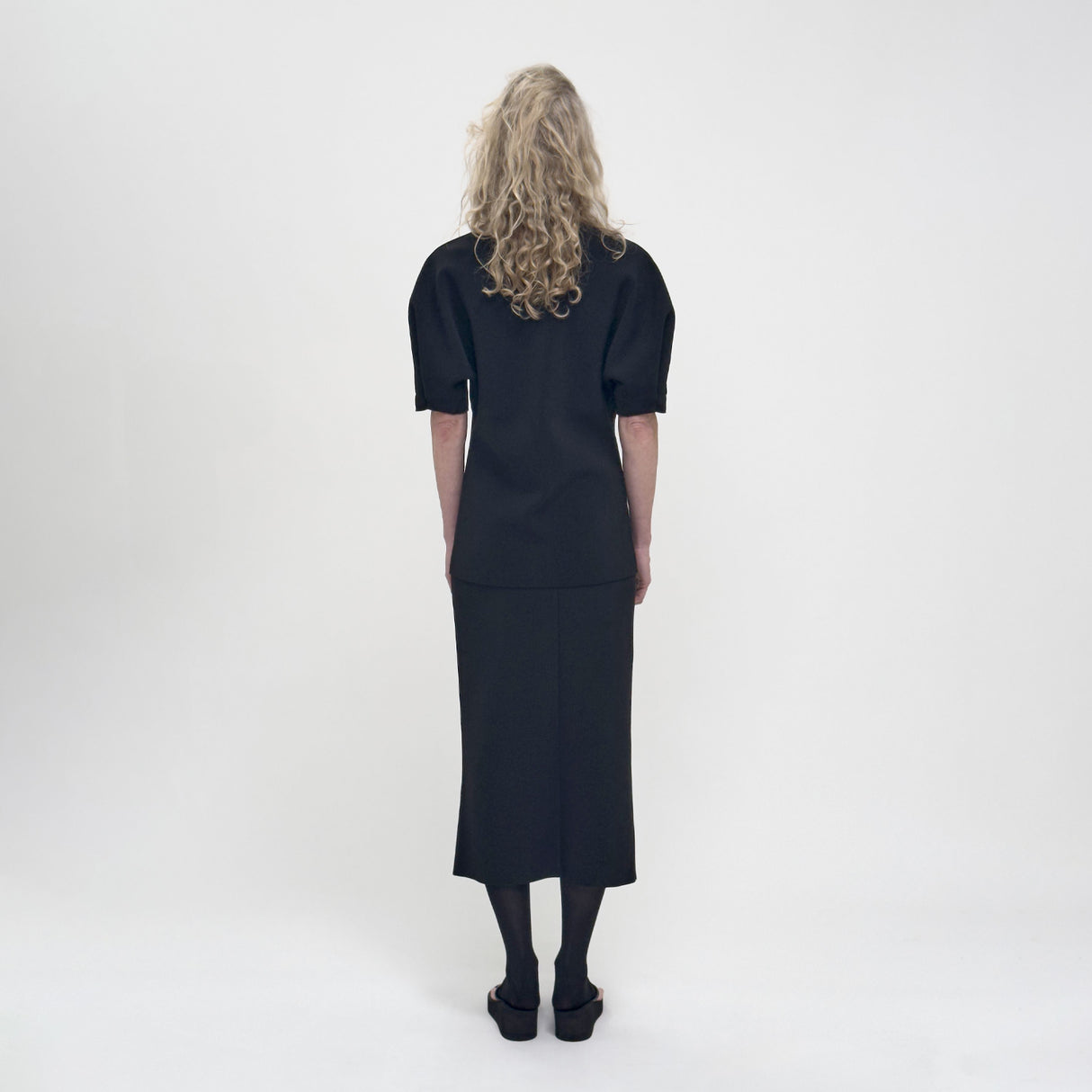 Birrot LAY3 HALF-SLEEVE BLOUSE, Black