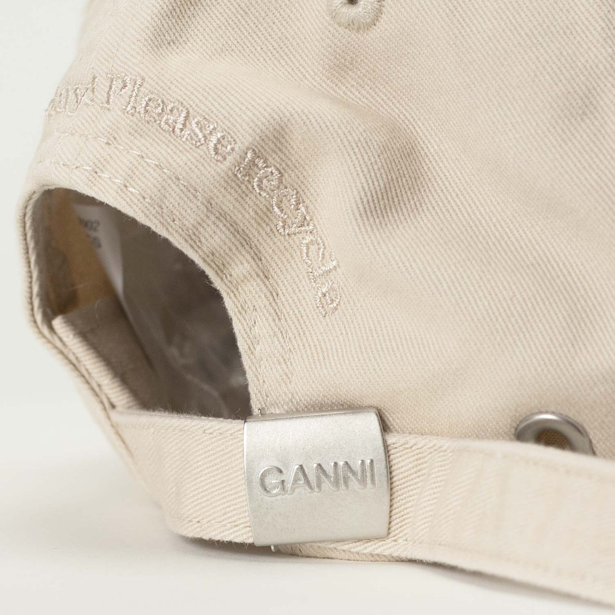 Ganni A7096 CANVAS CAT CAP, Egret