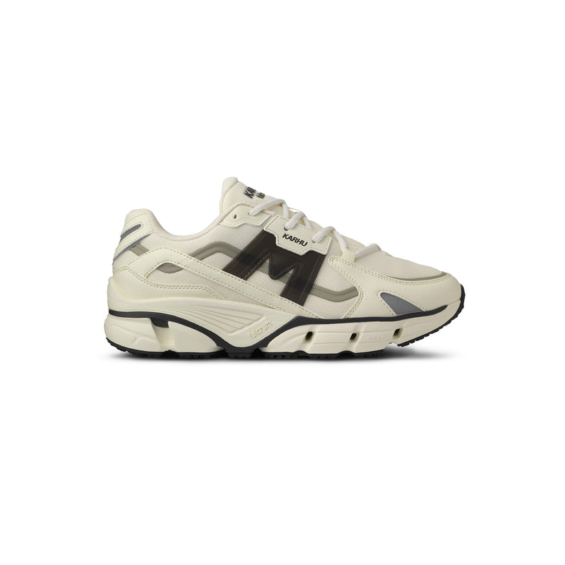 Karhu SUPER FULCRUM, Vanilla Ice/Black - Image 1
