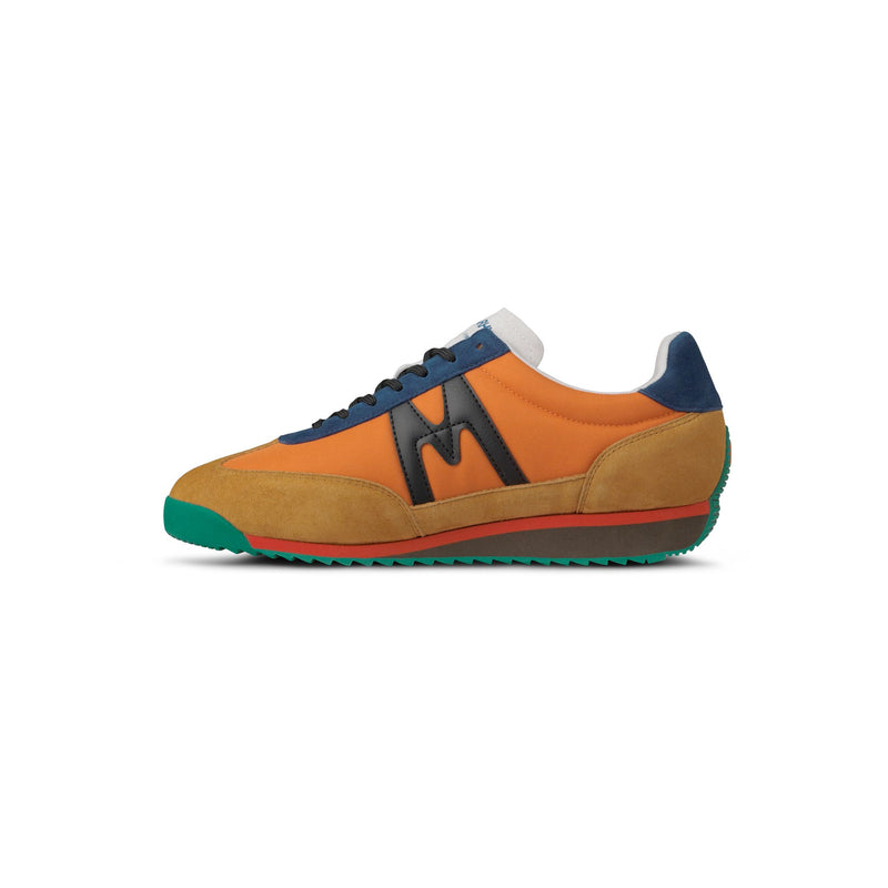 Karhu x ENGINEERED GARMENTS MESTARI SPRINT, Blue/Jaffa Orange