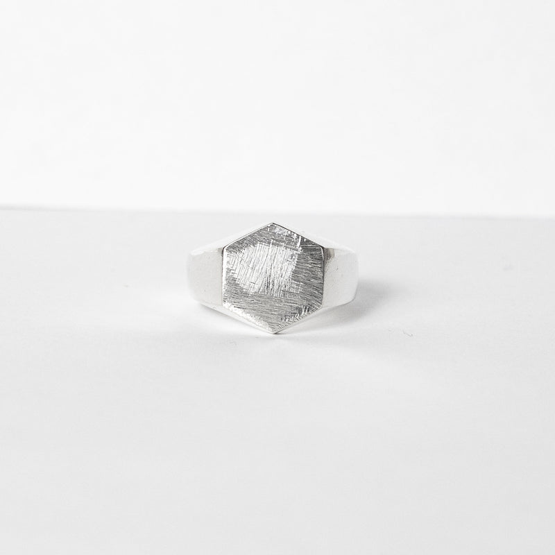 Laura Vartio HEXAGON RING, Silver