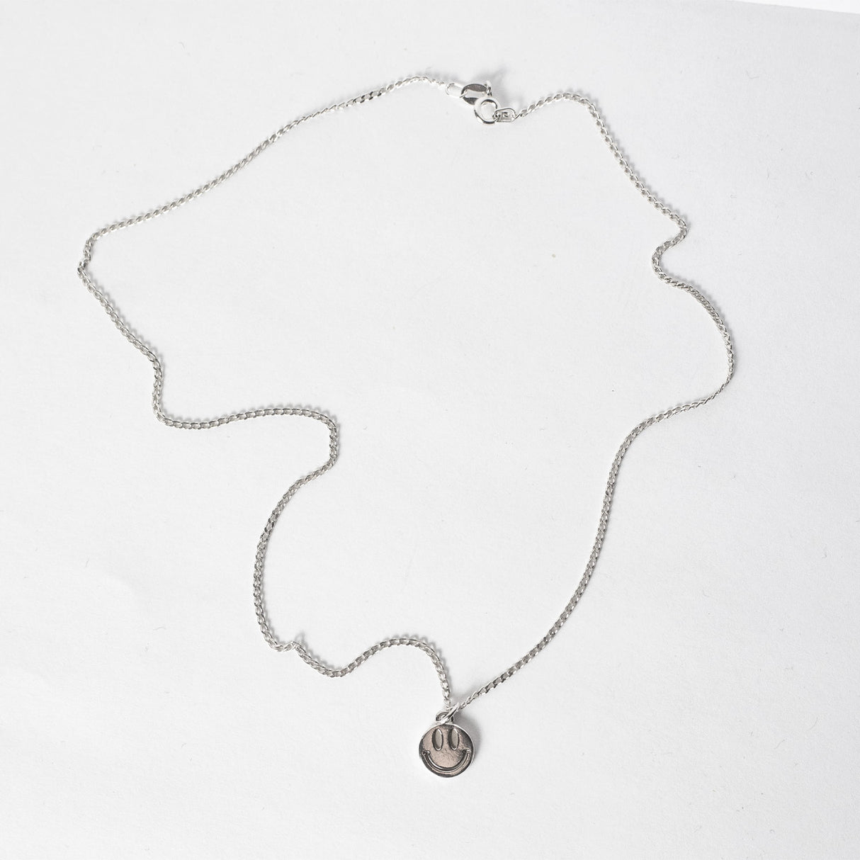 Laura Vartio MINI SMILEY PENDANT NECKLACE, Silver