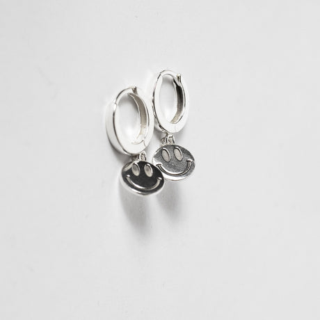 Laura Vartio SMILEY EARRINGS, Silver