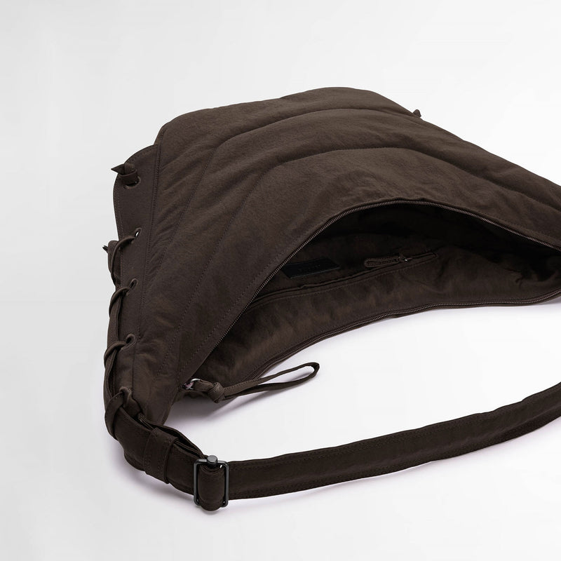 Lemaire MEDIUM SOFT GAME BAG, Dark Chocolate