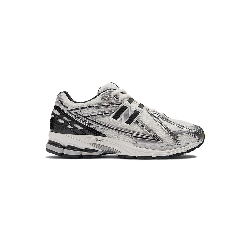 New Balance M1906RER, Silver Metallic/Black/Sea Salt