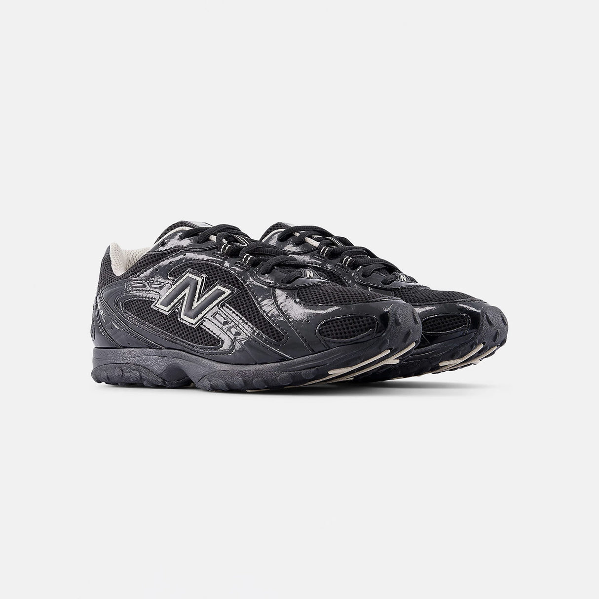 New Balance U204LMRA, Black/Timberwolf