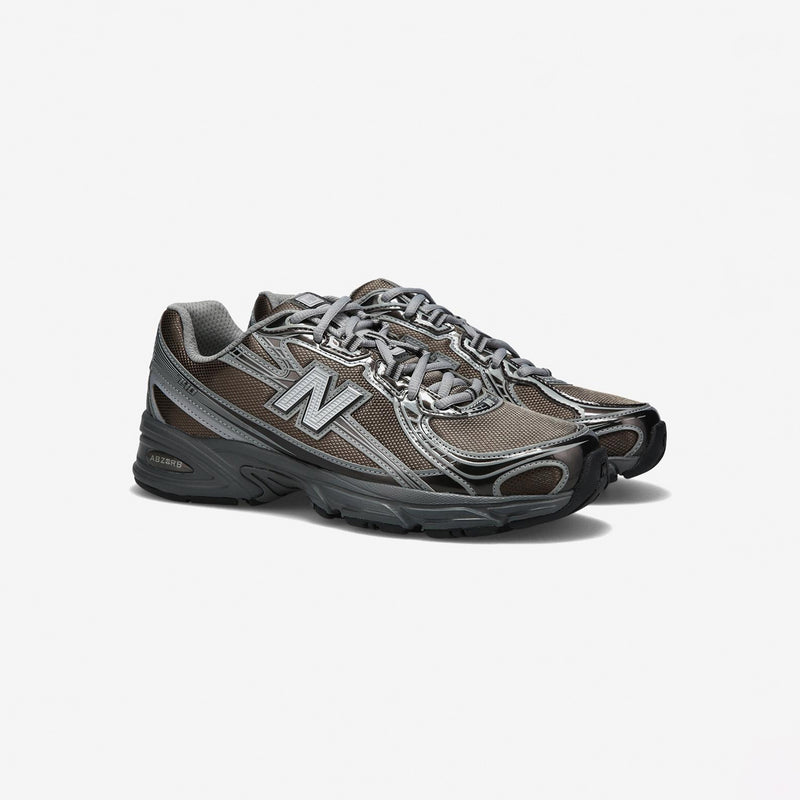 New Balance U7407YI, Black Metallic/Castlerock