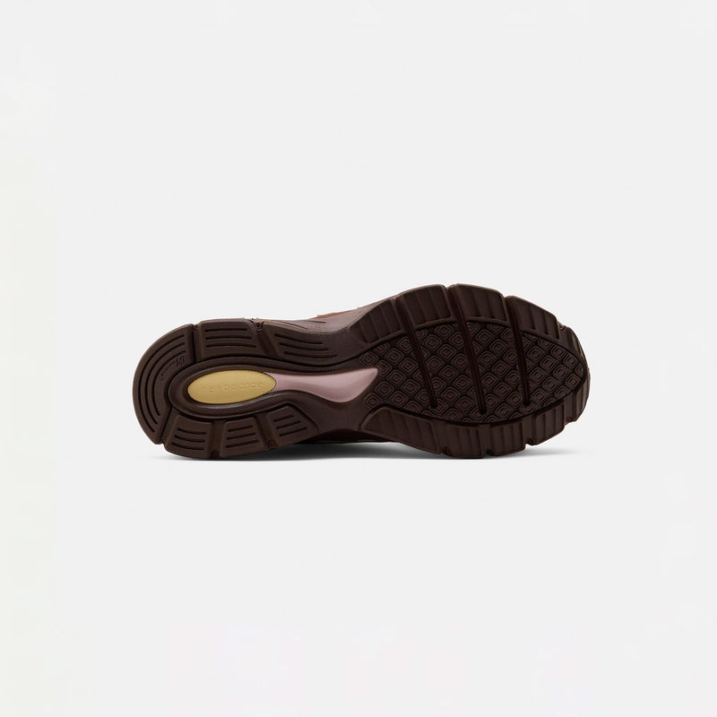 New Balance U990IC4, Pumpernickel/Pink Chalk/Alabaster