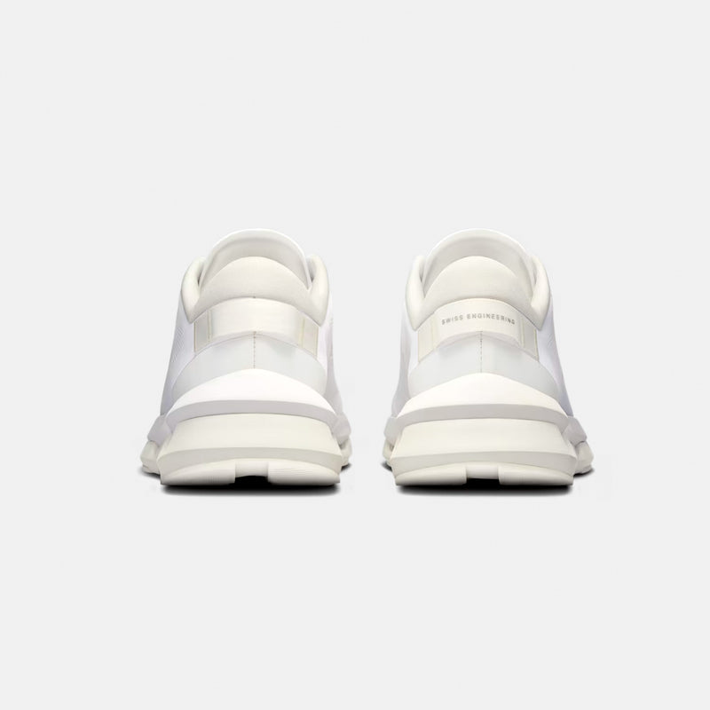 On W'S CLOUDZONE, White