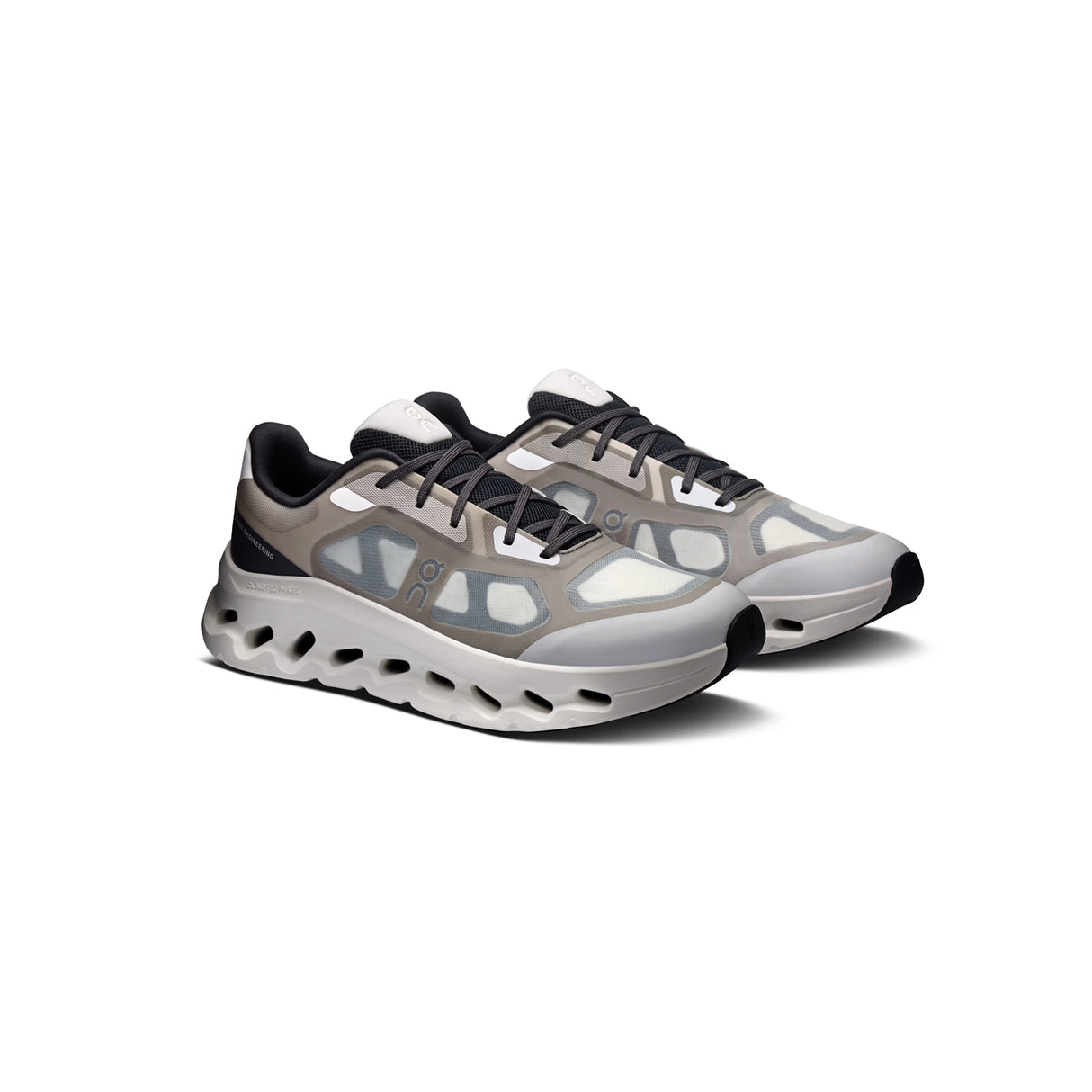 On W' CLOUDTILT REMIX, Black/Ivory