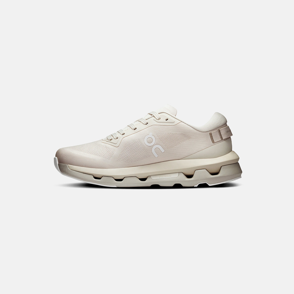 On W'S CLOUDZONE, Pearl/Truffle