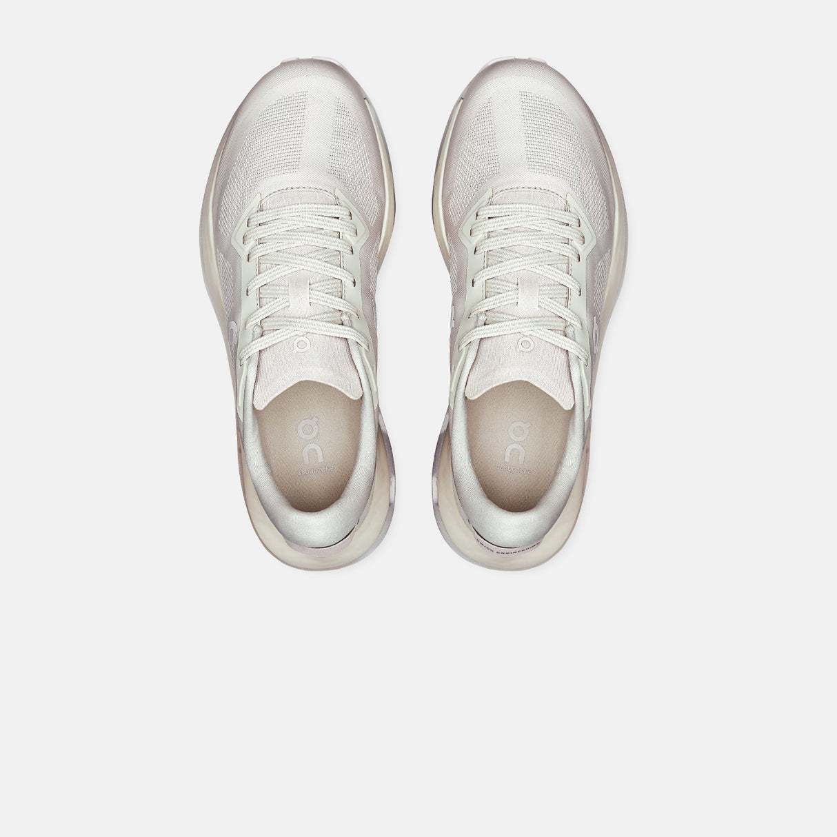 On W'S CLOUDZONE, Pearl/Truffle
