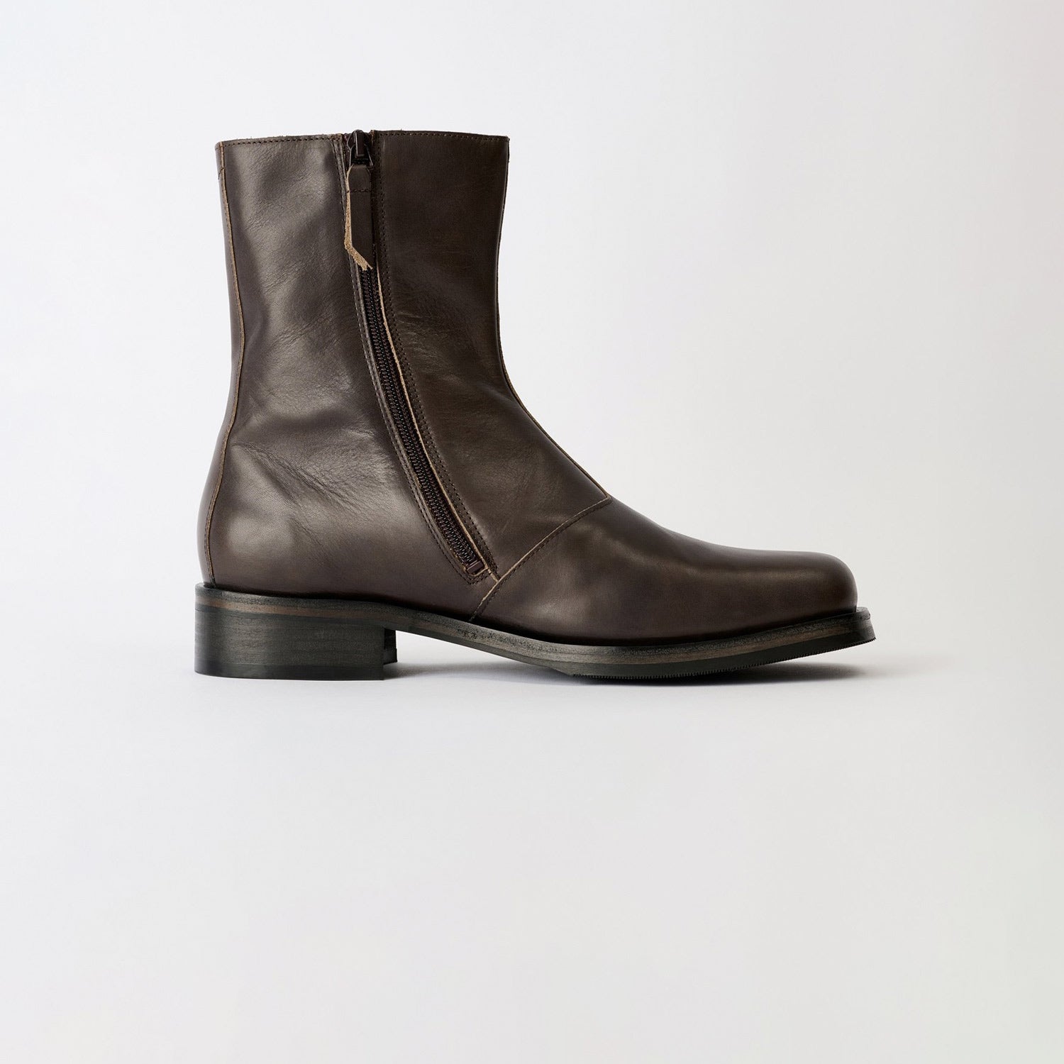 靴 OUR LEGACY CAMION BOOT ASH GREY 40 靴 OUR LEGACY CAMION BOOT ASH GREY 40 Our Legacy Gray Camion Boots