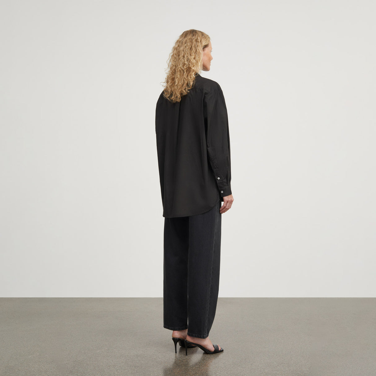 Skall Studio EDGAR SHIRT, Black