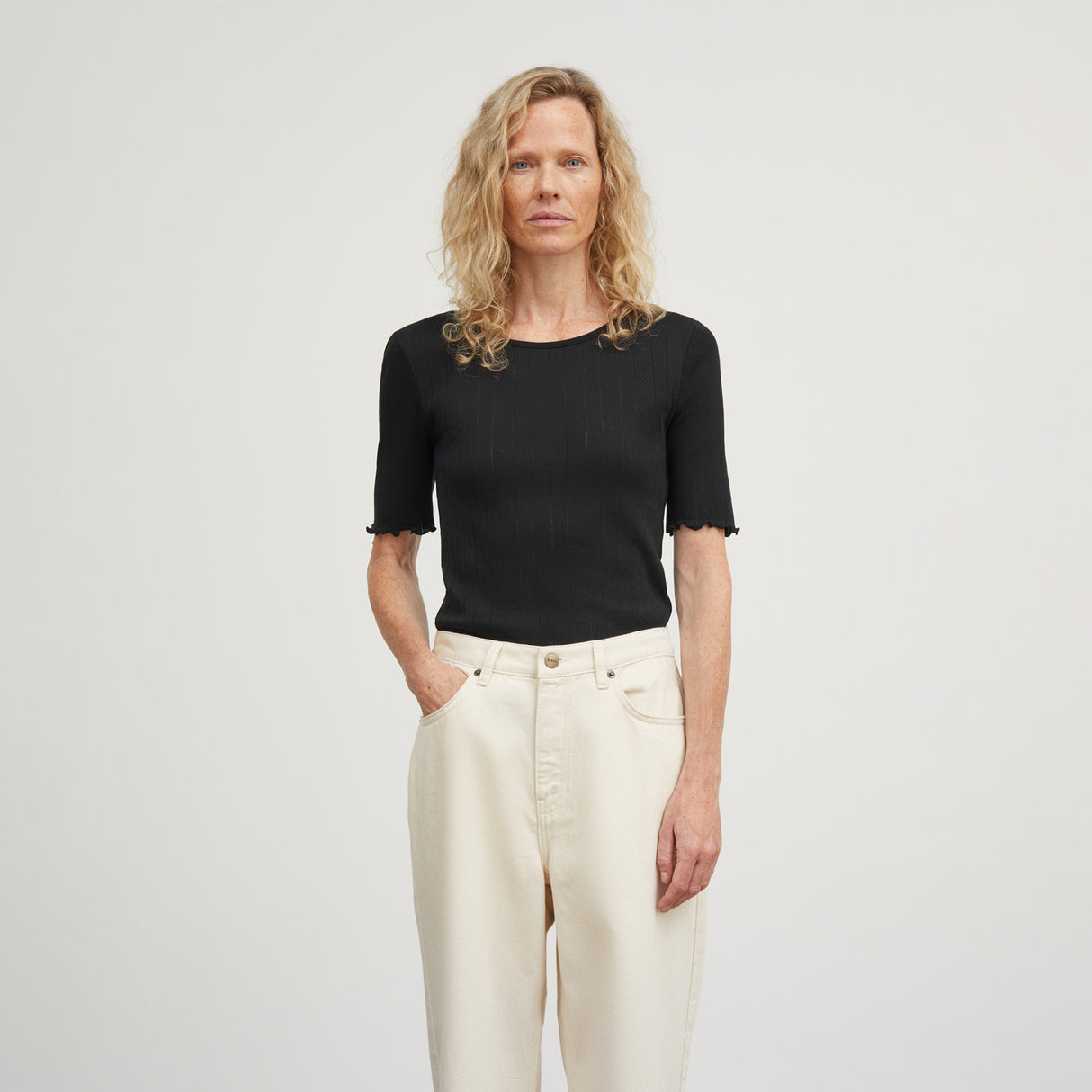 Skall Studio EDIE TEE, Black