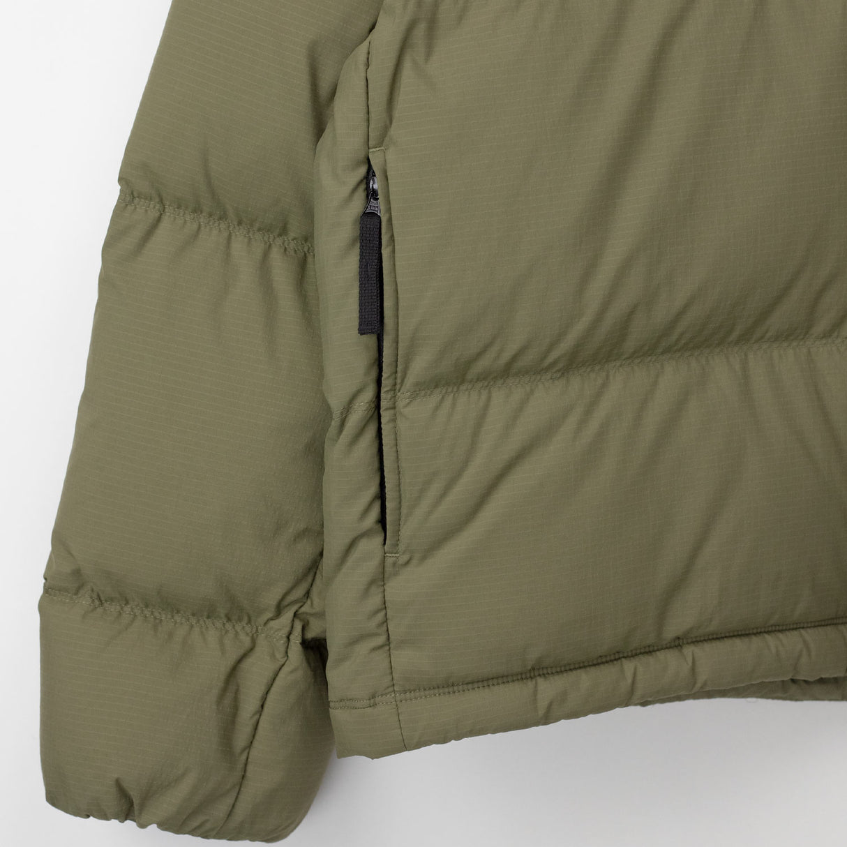 Stone Island 4100013 TEAR-RESISTANT DOWN JACKET, Military Green