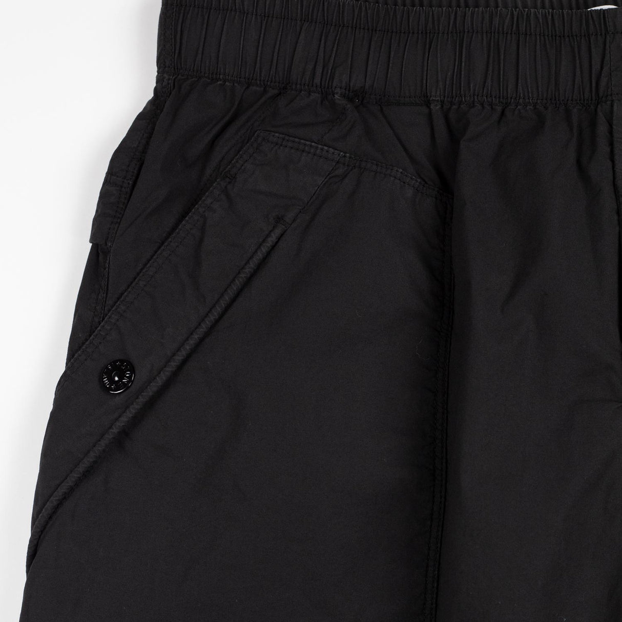 Stone Island L100009 SHORTS, Black